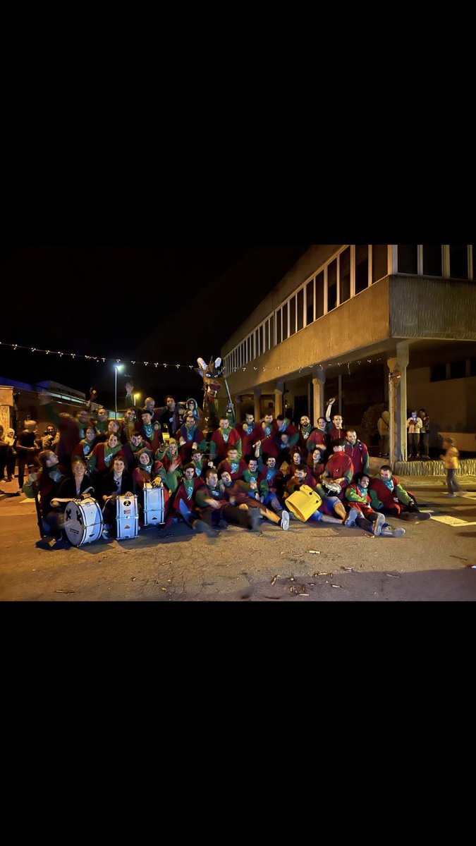 ferran_grillo's tweet photo. Bèsties del morrut #correfoc https://t.co/m7AClnvdw7