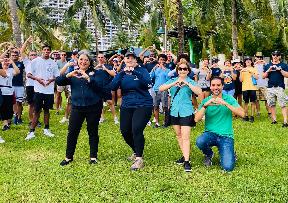 MiamiDadeRER's tweet photo. HAPPENING NOW!
Thousands of volunteers in #OurCounty were joined by @MayorDaniella and @IrelaBague for #InternationalCoastalCleanupDay2022, including staff from RER-DERM, which is a sponsor of this event locally. Thank you for taking part in #MiamiCleanup2022! https://t.co/SQp84vltWk