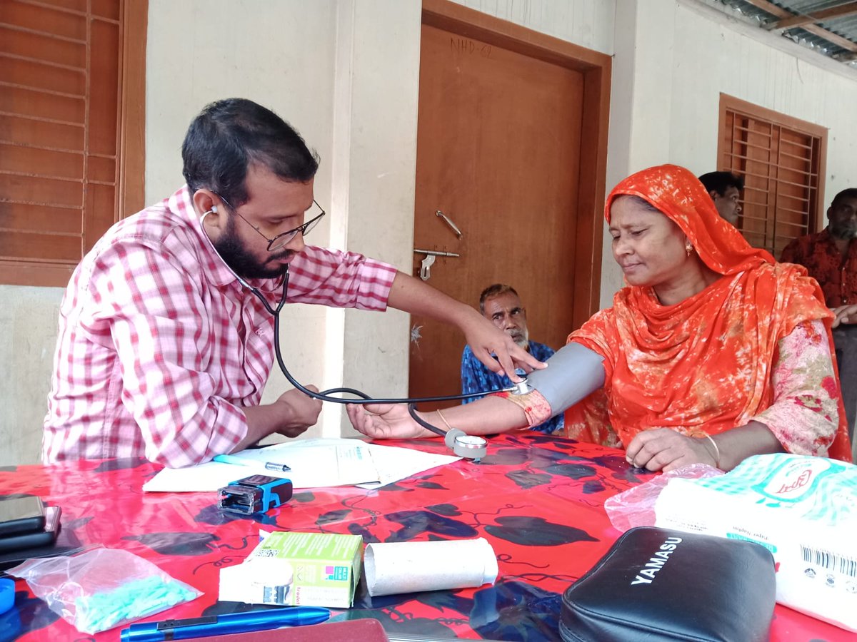 hsfbd's tweet photo. Through Access to Primary Health Care #A2PHC she got free medical advice from MBBS Doctor. https://t.co/1fniFngB8j
