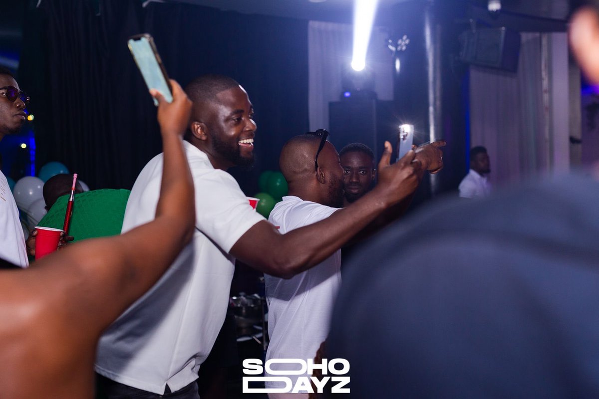 sohodayz's tweet photo. Capture every moment! #SohoDayz
📸: @40graphville_ 

#Weekends #Accra #EventsInAccra #AccraNightLife #Ghana https://t.co/GrQgmzQn4c