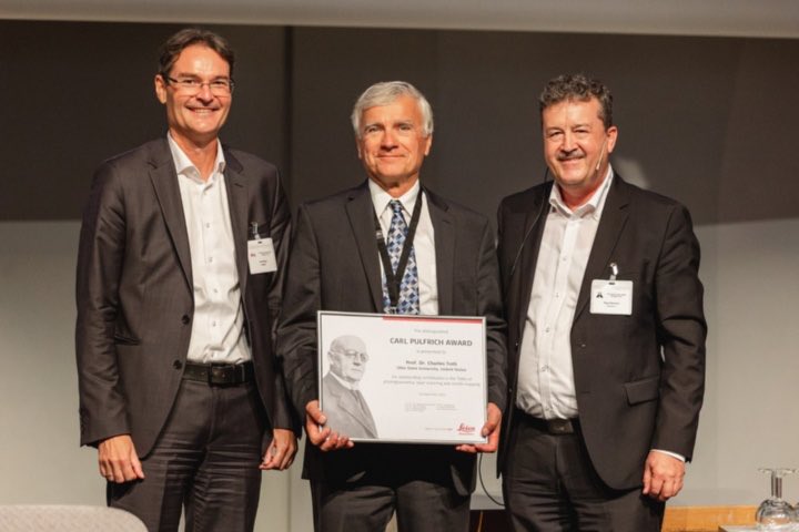 Institute for Photogrammetry (@ifpstuttgart) on Twitter photo Prof. Dr. Charles Toth (<a href="/OhioState/">Ohio State</a>) received the Pulfrich Award 2022 during the Photogrammetric Week 2022. The prize is donated by <a href="/LeicaGeosystems/">LeicaGeosystems</a>.👏🏅 Prof. Dr. Charles Toth (<a href="/OhioState/">Ohio State</a>) received the Pulfrich Award 2022 during the Photogrammetric Week 2022. The prize is donated by <a href="/LeicaGeosystems/">LeicaGeosystems</a>.👏🏅