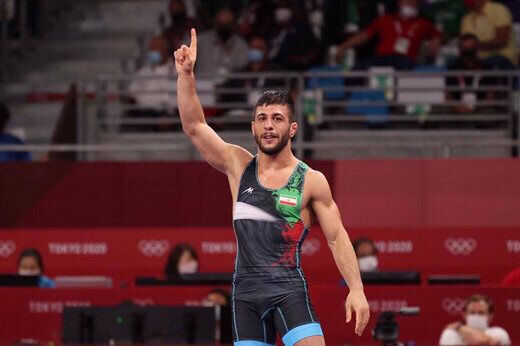 TheSportTalks's tweet photo. کشتی آزاد قهرمانی جهان؛
در مرحله نیمه نهایی وزن ۶۱ کیلوگرم، رضا اطری به مصاف نارمانداخ از مغولستان رفت که این کشتی با برتری ۵ بر ۳ اطری به پایان رسید و نماینده ایران فردا در فینال مسابقات کشتی خواهد گرفت. https://t.co/aHMAuyzo1Y