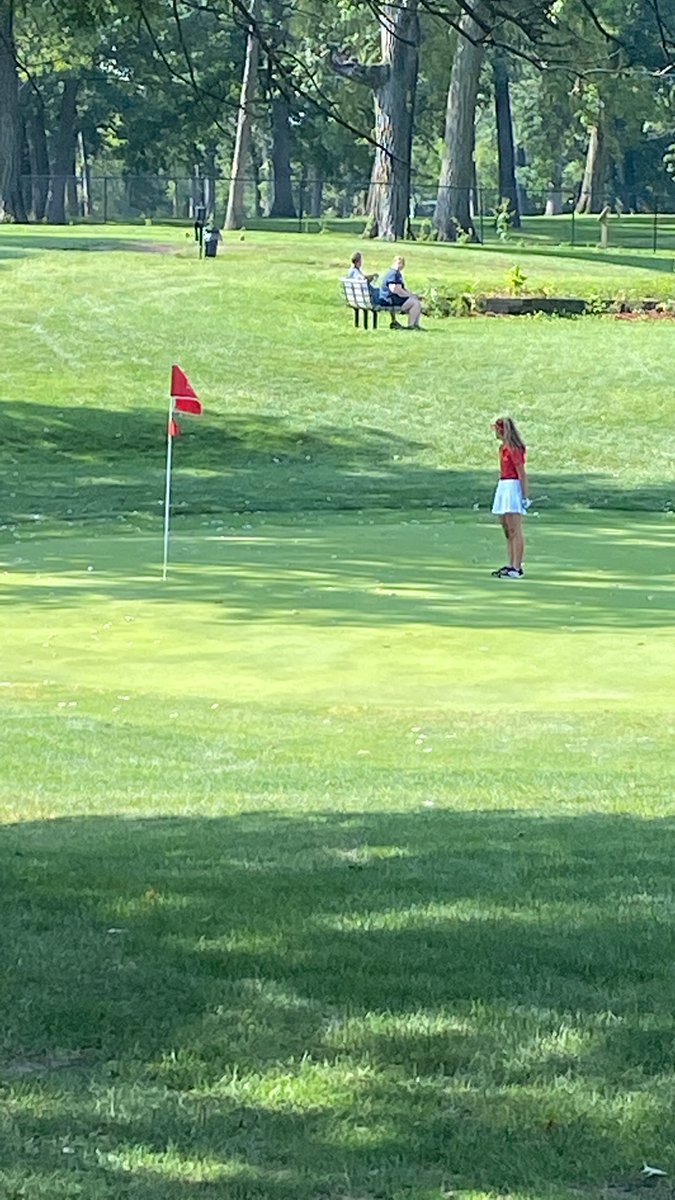 LadyBulldogGlf's tweet photo. Rockford Invite!
#puttforbirdie
#almostaholeinone https://t.co/CIGqigxjwi