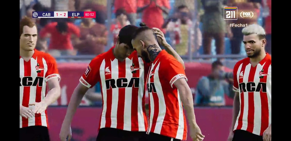 🚨Nos informan que LaBenedetto en conjunto con Galanti, mandaron a hacer una bandera que ocuparía toda la popular.