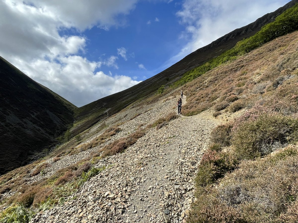 DigiGav's tweet photo. Day 3 on the Cumberland Way #cumberlandway. Mostly goat tracks on the sides of mountains. Mildly terrifying. https://t.co/lh8qUdQZ5U