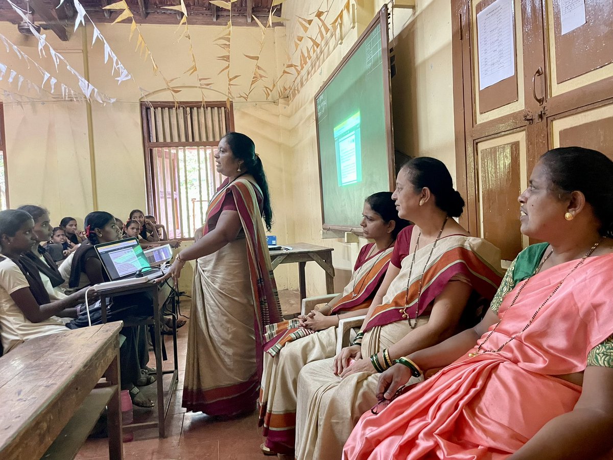 Galsure Village, Shrivardhan Taluka based Primary - Secondary School which has 6 teachers catering to 170 odd students. We could manage to distribute 75 Sanitary Pads to the 7th/ 8th / 9th Std Girls.