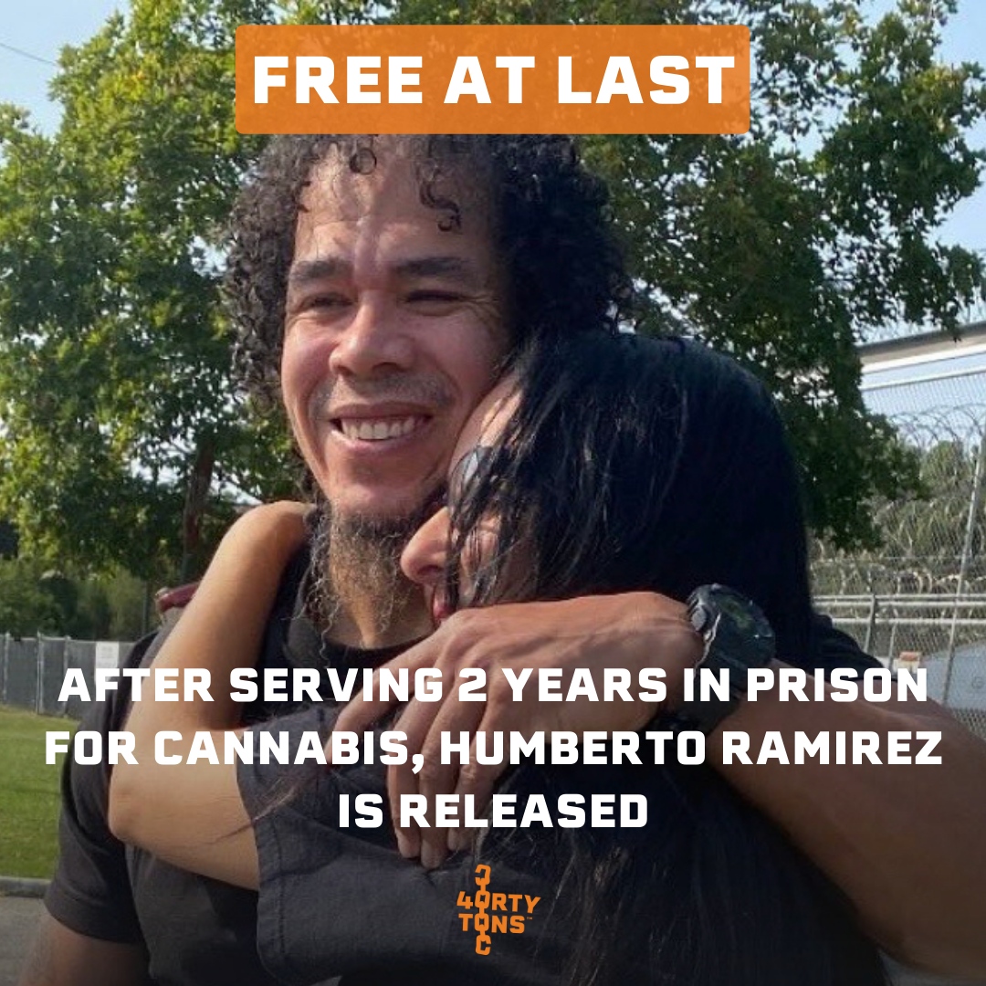 40TonsBrand's tweet photo. 🚨FREE AT LAST🚨
Humberto Ramirez served 2 years over a cannabis conviction. Yesterday, he is welcomed back home with his loved ones! No one should be in prison over a plant!

#socialimpact #socialjustice #freethe40K #restoritivejustice #decriminalizeweed https://t.co/J1MId6aFmo