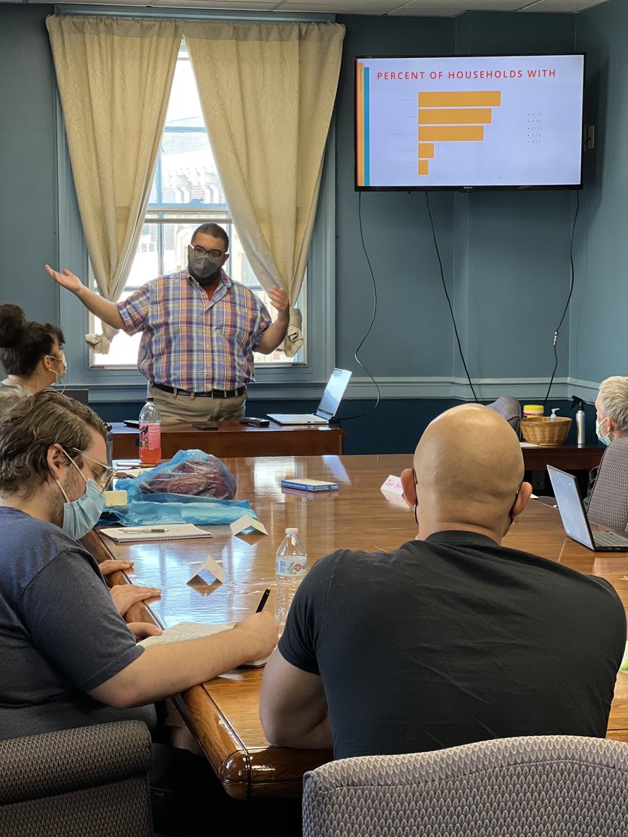 itstimewtby's tweet photo. Day 1 of the #CampaignSchool!
Participants are learning about #WaterburyCt - history, local leaders and what their roles are (BOA, BOE..), key city departments and more! #CT #Civics #CTPolitics #LocalLeadership #Politics #Community
@wepa_ct @WaterburyStrong https://t.co/g9eQ8Cynuy