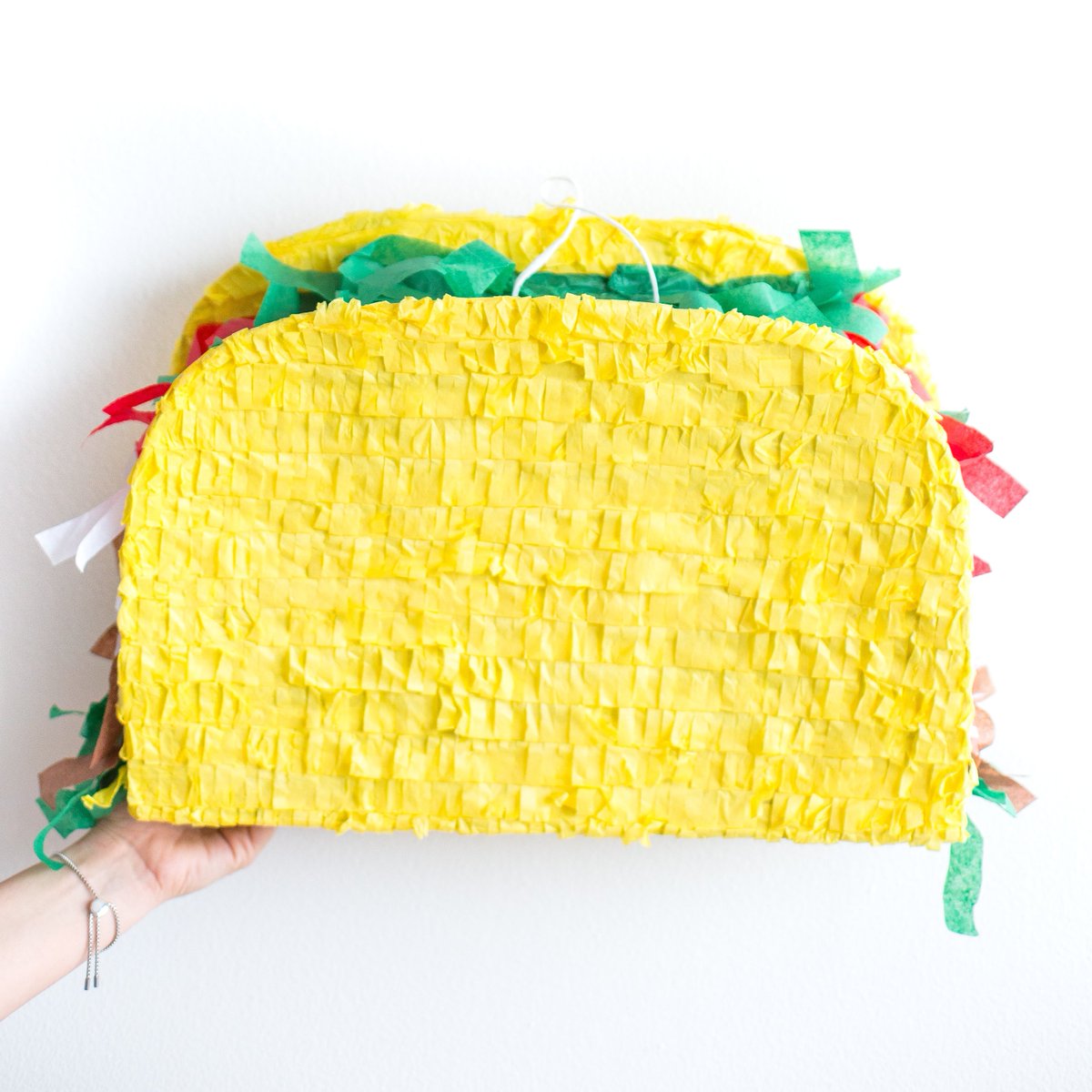NMMagazine's tweet photo. The  35th annual Piñata Festival, in @SeeRoswellNM, is in full swing today with live music, taco eating contests, food trucks, and piñatas for the kids.   https://t.co/noBVIGrStn https://t.co/FkPUdcIm1C