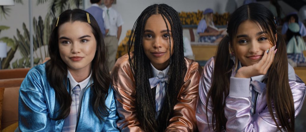 siIIverfish's tweet image. the do revenge creators said &quot;what if we took a group of the prettiest people on earth, and made a movie with all of them&quot;