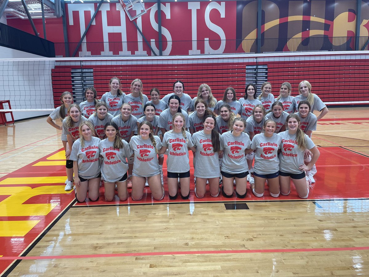 carlislevolley's tweet photo. Thank you to @CHSCatsBoosters for the shirts!! ❤️❤️❤️ https://t.co/JMsAelplqz