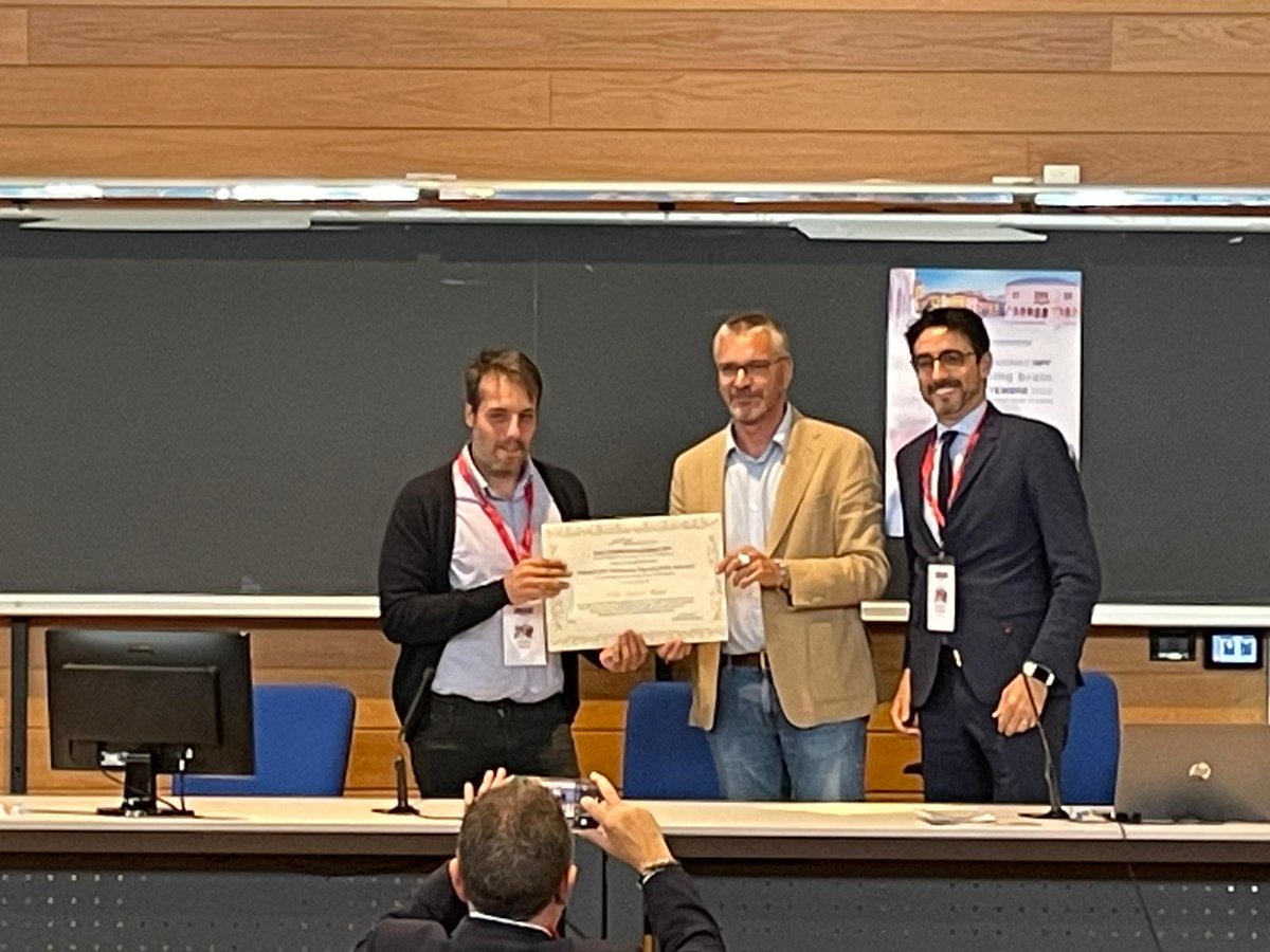 ilSaggio_'s tweet photo. Super happy to be awarded the first edition of the SIPF-ITRN prize today. 
#Share your #data!!! You can't imagine how useful they can be for other researchers! #OpenScience @SIPFNC @italianrepro https://t.co/wcuFcPjOiX