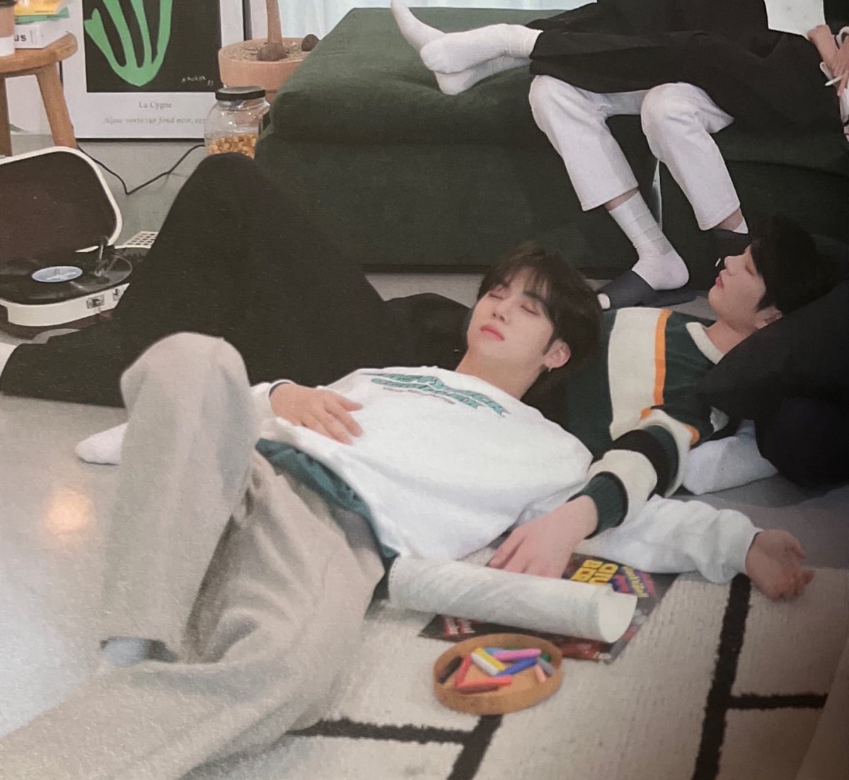 sucresnack's tweet photo. 고소할게요 https://t.co/JzllVT8bbw