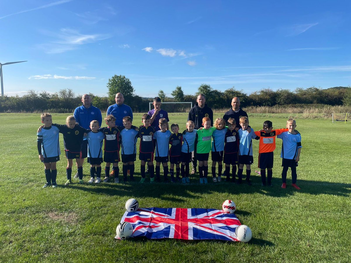 Watching my u8s football team pay respect to Her majesty was a very proud moment this morning #onefinalsalute #hmqueenelizabethll