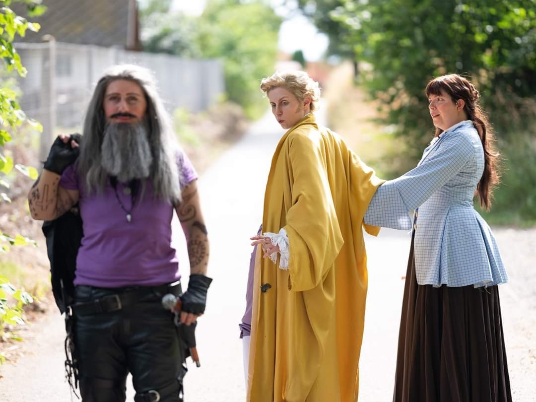 Patolozka's tweet photo. Stede and Ed, #ourflagmeansdeath cosplay by @john_wellf and @Patolozka, photos taken in July 2022 by Miro Mikšík, Viktor Juris and Pavel Dvořák https://t.co/0QU1p17kNl