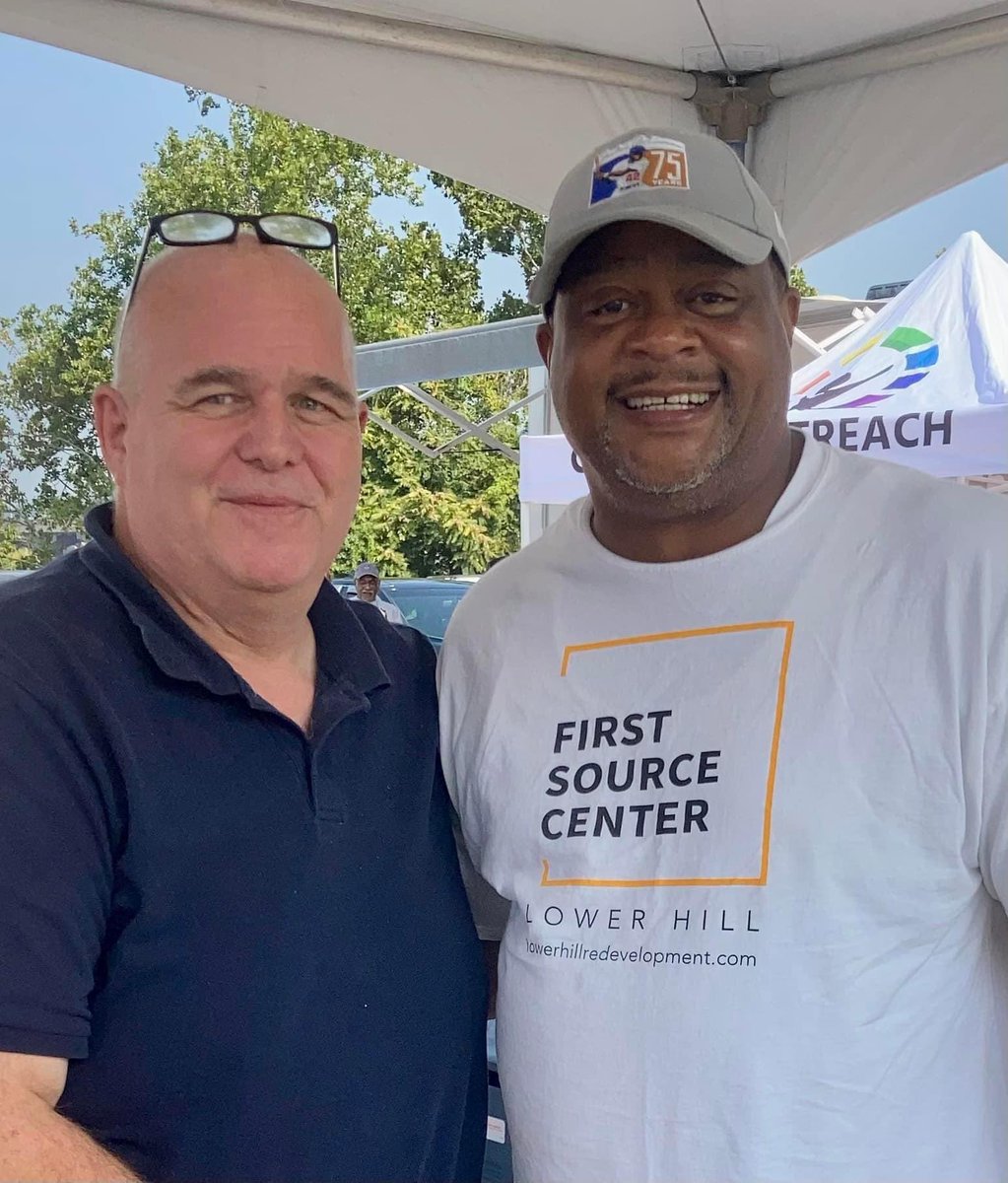 Find us at the Pittsburgh Recovery Walk today.  Thanks for stopping by our table @MayorEdGainey  #hope #recovery