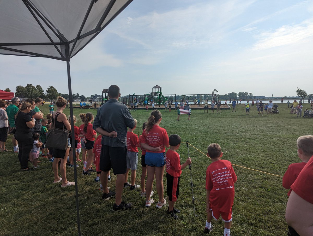 StritchAthletic's tweet photo. CYO X.C 🏃🏽♀️🏃♂️meet @ Maumee Bay. Stritch Ben Bihn placed 🥇 in peewee boys race. Everyone did well!
#RunningWithAPurpose
#GoCardinals https://t.co/bQwieOzLAL