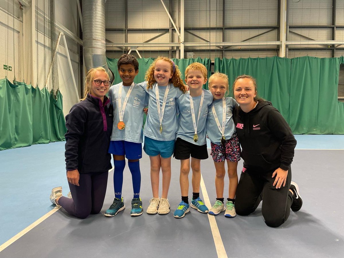 Thanks <a href="/andy_murray/">Andy Murray</a>  and <a href="/tennisscotland/">Tennis Scotland</a>  - kids absolutely buzzing!! 🥰🎾🏆