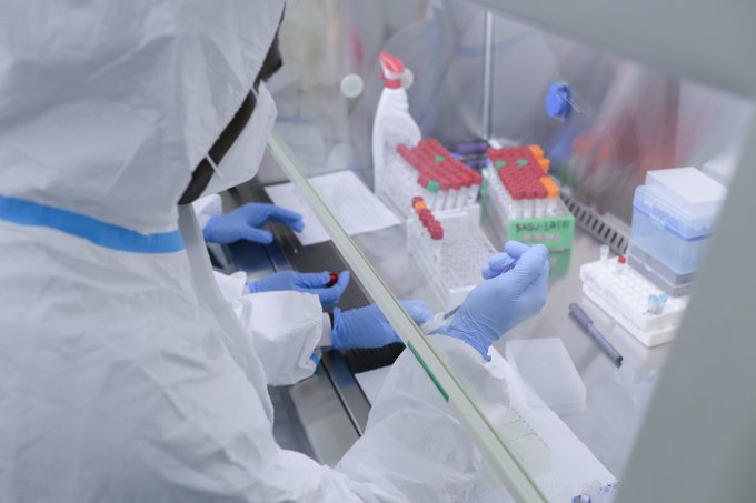 WorldBankGroup's tweet photo. ➡️Targeting gaps in surveillance
➡️ Building laboratory capacity
➡️ Investing in strong public health institutions 

These are some of the ways the #PandemicFund will help countries prevent, prepare &amp; respond to future pandemics.  https://t.co/FuVn1ymE6n #InvestInHealth #FIFPPR https://t.co/QK4VOUp89I
