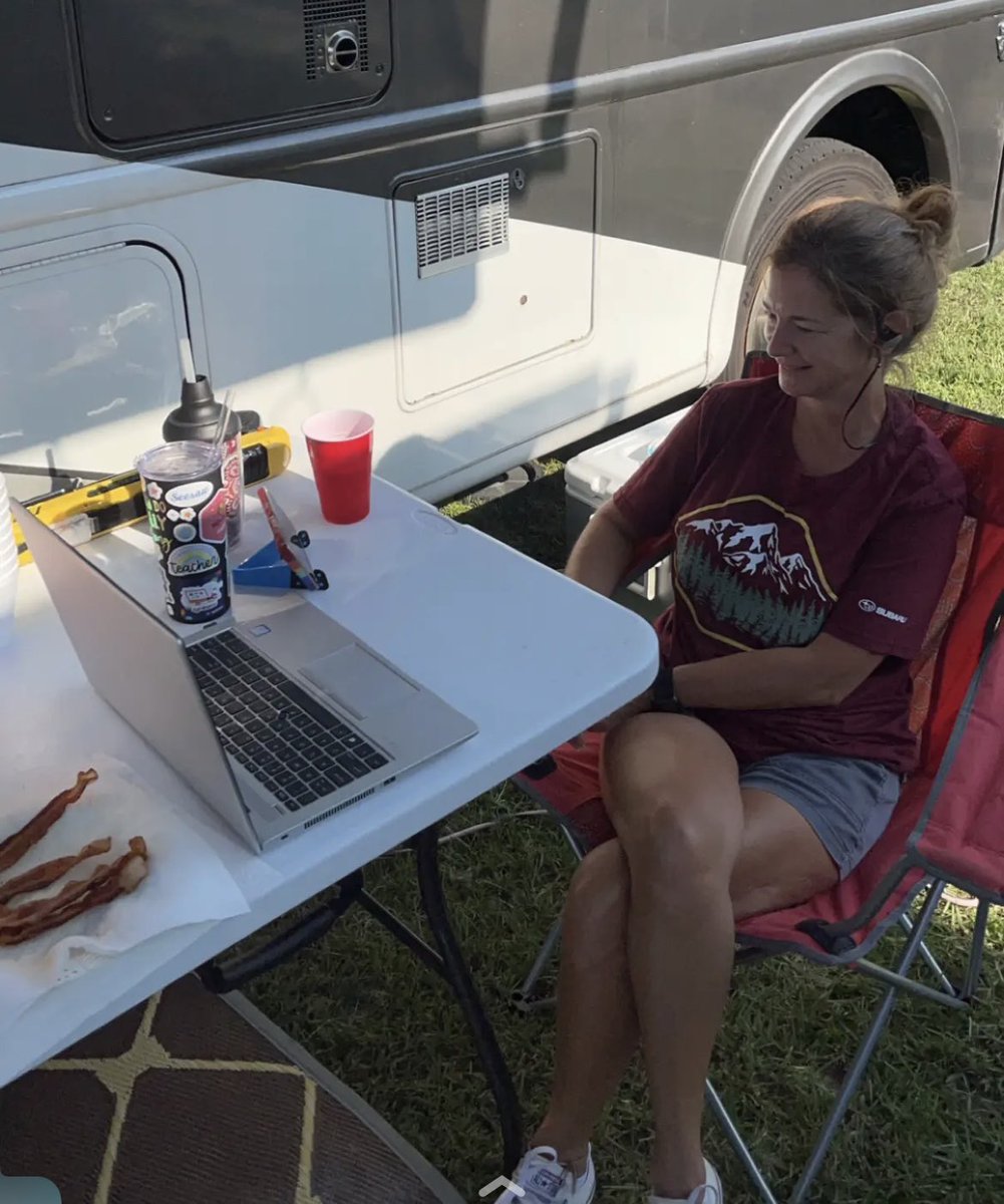 monica_roveri's tweet image. When @SC_CSTA @csteachersorg #cspdweeksc #csinsc falls on game day, you make it work!