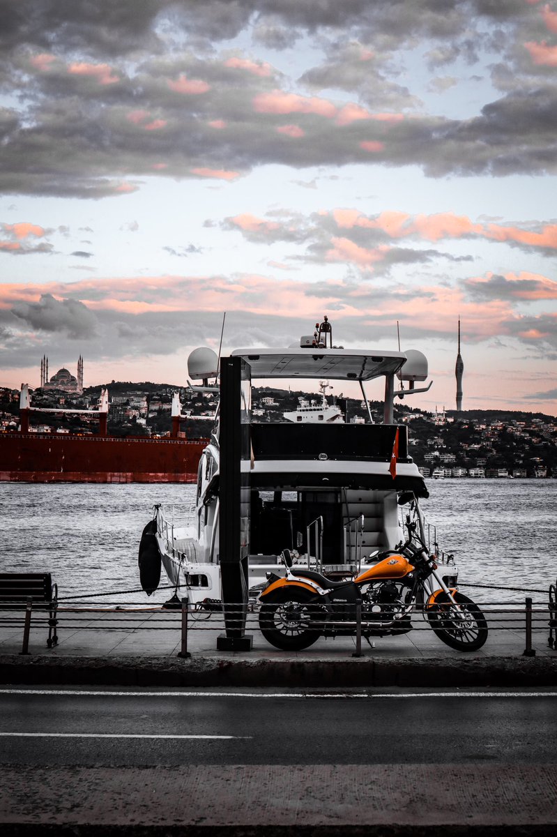 foto_gezgin28's tweet photo. F O T O İ S T A N B U L 📷📍🇹🇷
#fotografia #photooftheday #photography #canon #eosm50 https://t.co/PJEQmhTFf3