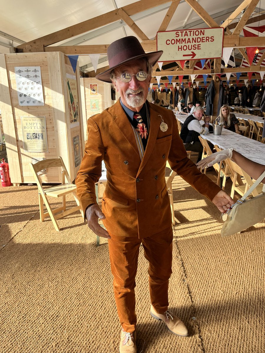Karun Chandhok (@karunchandhok) on Twitter photo Always be ready to expect some madness at <a href="/goodwoodrevival/">Goodwood Revival</a> and my favourite Irishman has brought it in spades as ever! #EddieJordan Always be ready to expect some madness at <a href="/goodwoodrevival/">Goodwood Revival</a> and my favourite Irishman has brought it in spades as ever! #EddieJordan