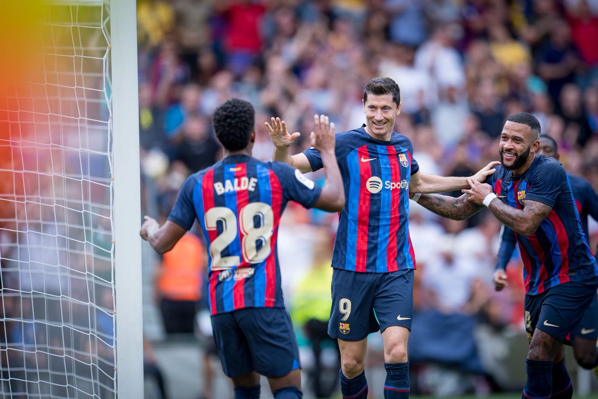 FootballReprt's tweet photo. Alejandro Balde (18)🇪🇸🇩🇴🇬🇼#FCBECF
⏱️90
🧼Clean Sheet
🅰️2 Assists 0.73 xA
👟59(98.3%) Accurate Passes
🔑2 Key Passes
🎲2 Big Chances Created
📥1 Pass Into Final Third
🦶83 Touches
🎨1/2 Dribbles
🤞2/2 Crosses
📏1/1 Long Balls
🦵3/4 Ground Duels
✈️1/3 Aerials
🚷0x Dribbled Past
1/3 https://t.co/Uz5LTUGeew