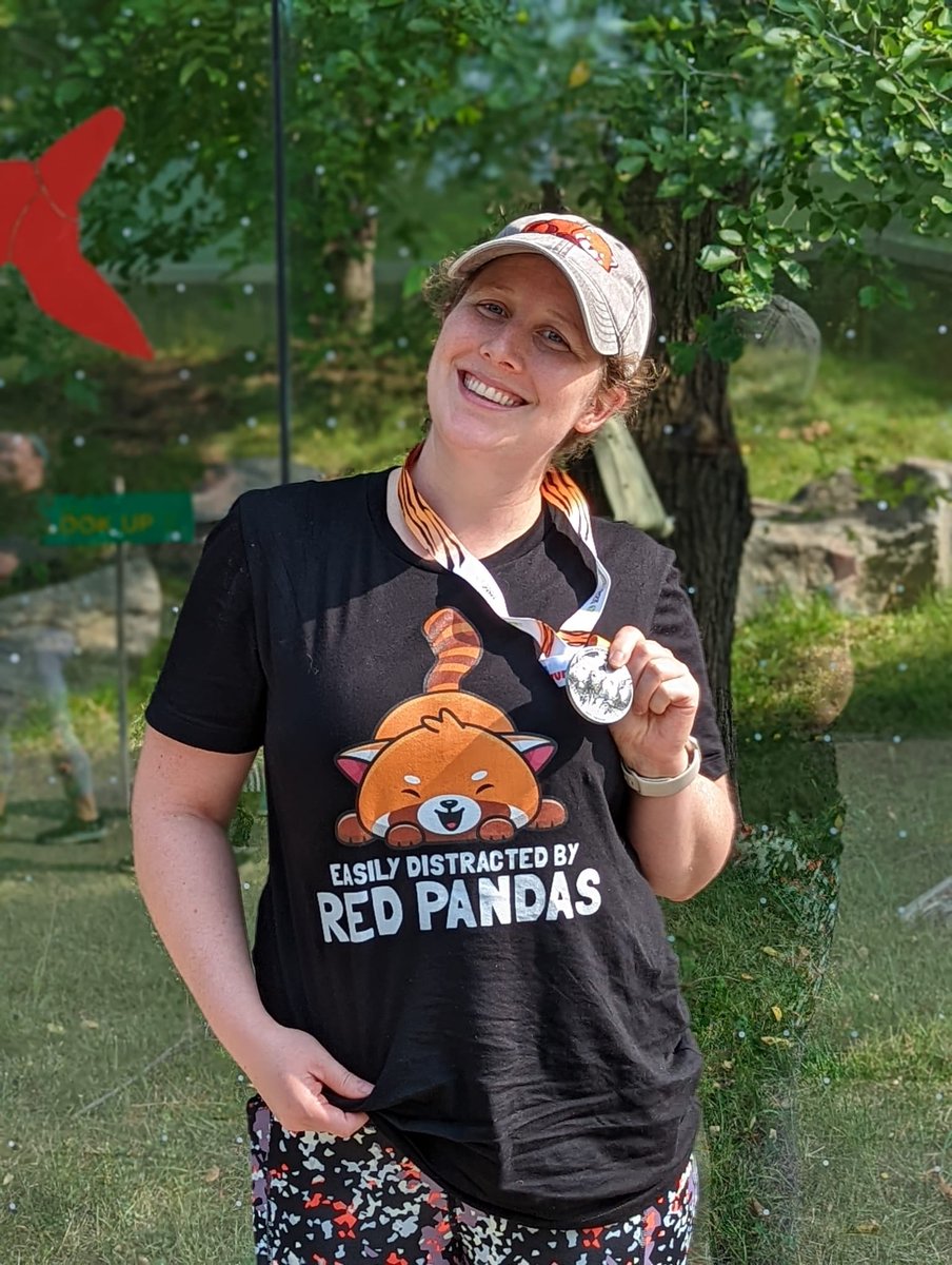 lelesom_'s tweet photo. It may have been the Tiger Trek but I know who I was running for on #InternationalRedPandaDay at @TheTorontoZoo https://t.co/tccnN9Rcez