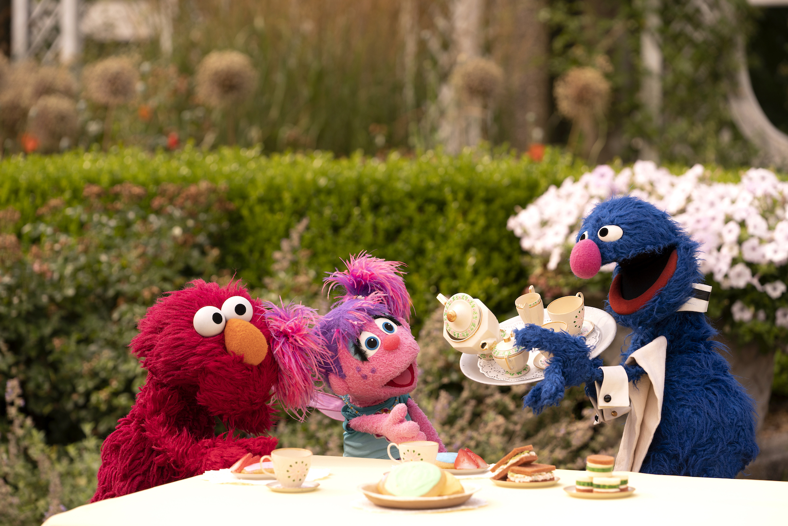Sesame Street on Twitter "Grover, that isn't what Elmo and Abby meant
