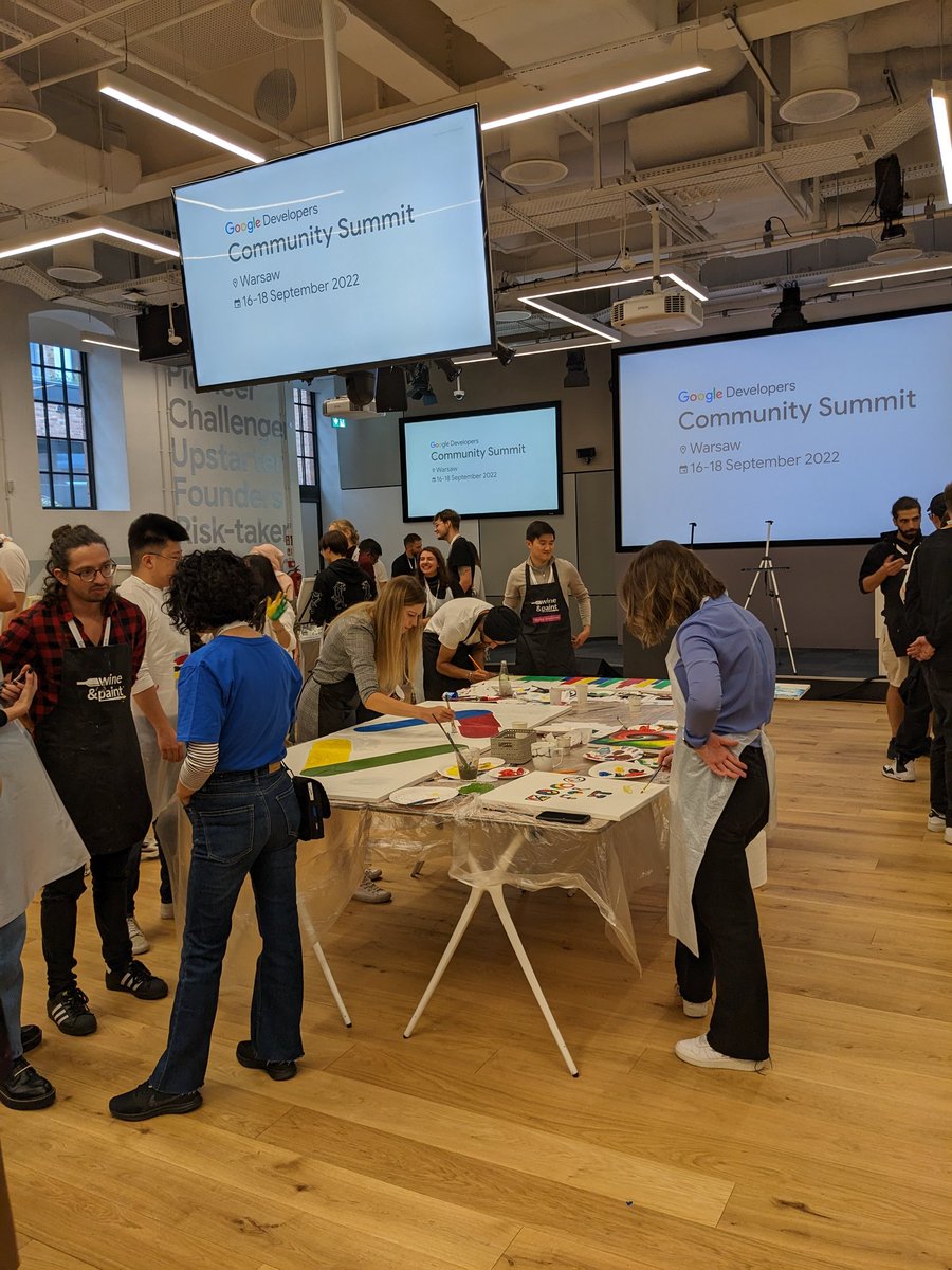 jimit_rangras's tweet photo. Painting workshop with @SantoshYadavDev and @hamdaan_shaikh at Google Developers Summit, Warsaw @GoogleDevEurope #GoogleDevCommunity https://t.co/MkLHzRDBbq