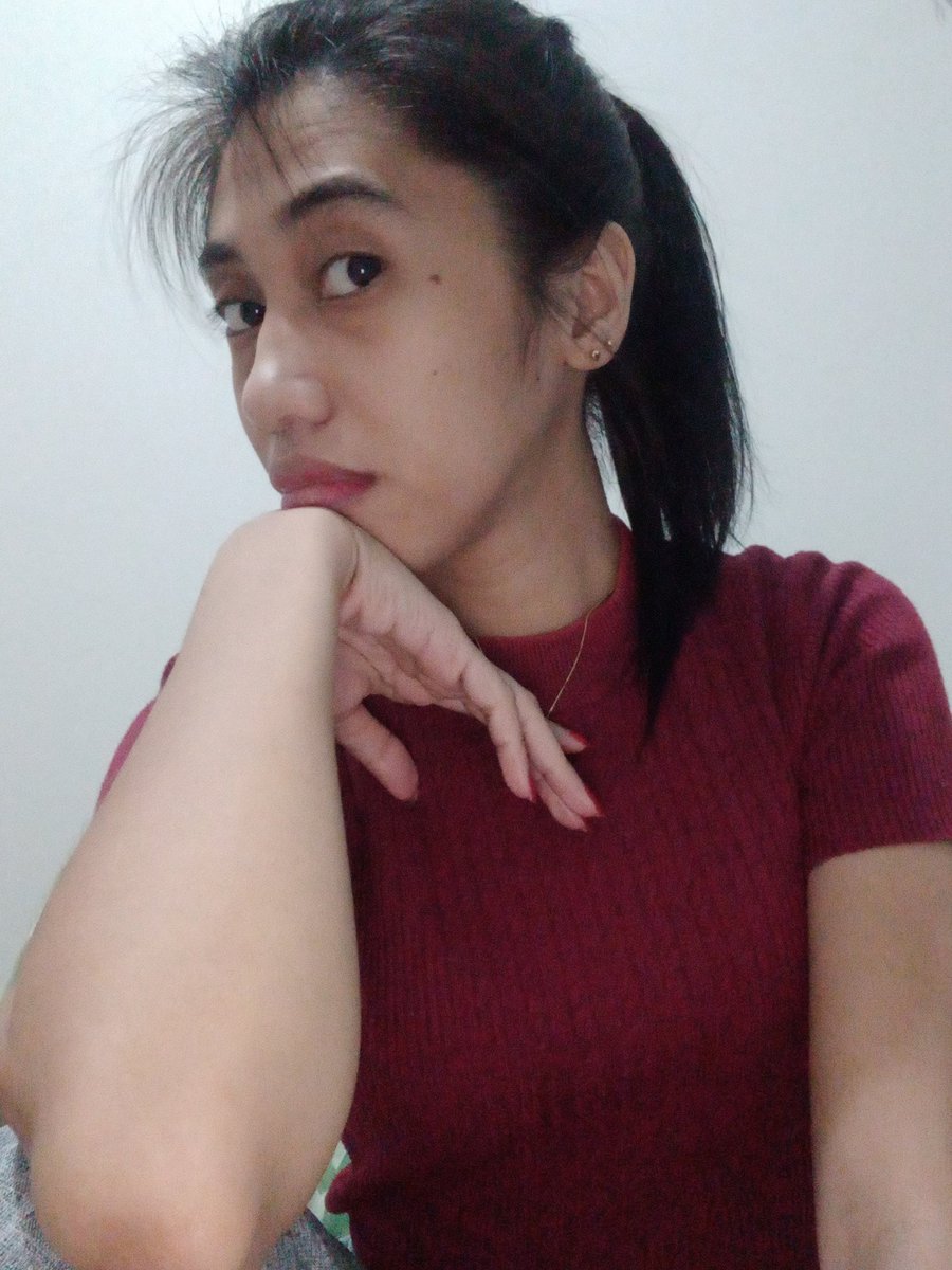 Herlyn1995's tweet photo. Happy 21st roses 😘😘
#rocelfieday https://t.co/EM00UcHL2X