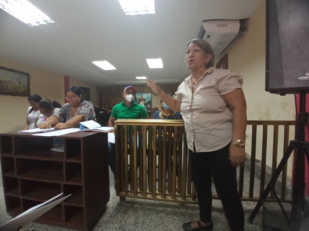 Municipioinfant's tweet photo. Red Educativa Comunal Infante Sector Educativo Encabezado por la Supervisora Intercircuital  Jefa  Esp. Flor Angel Loreto presenté y participando en el Congreso Nueva Epoca @RiveroJilberto2 @MPPEDUCACION @NicolasMaduro @_LaAvanzadora @ZEGuarico @josemvasquez https://t.co/sLbZivcoDv