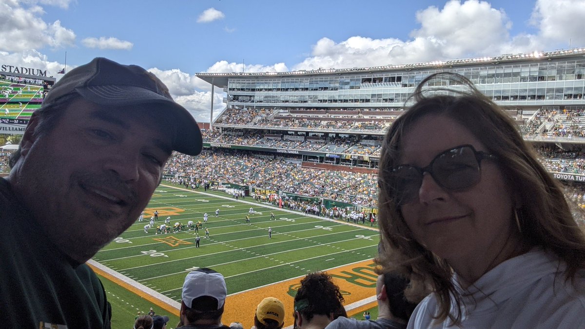 c4cathy2's tweet photo. So Much #SicEm https://t.co/jLp4ryQyNQ