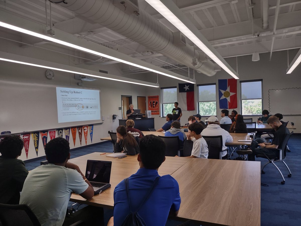 RoarTVLive's tweet image. Mr Bucholtz at @BESTRobotics Kickoff giving a Robot C presentation to students from several schools in the Dallas Hub #Made2Order #BESTRobotics2022