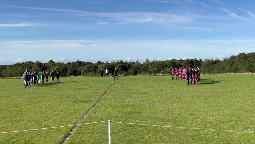 ScouseMichelle's tweet photo. @BillingeJuniors U14s Rangers acknowledging a minute's silence this morning. https://t.co/L3wDrIQtnO