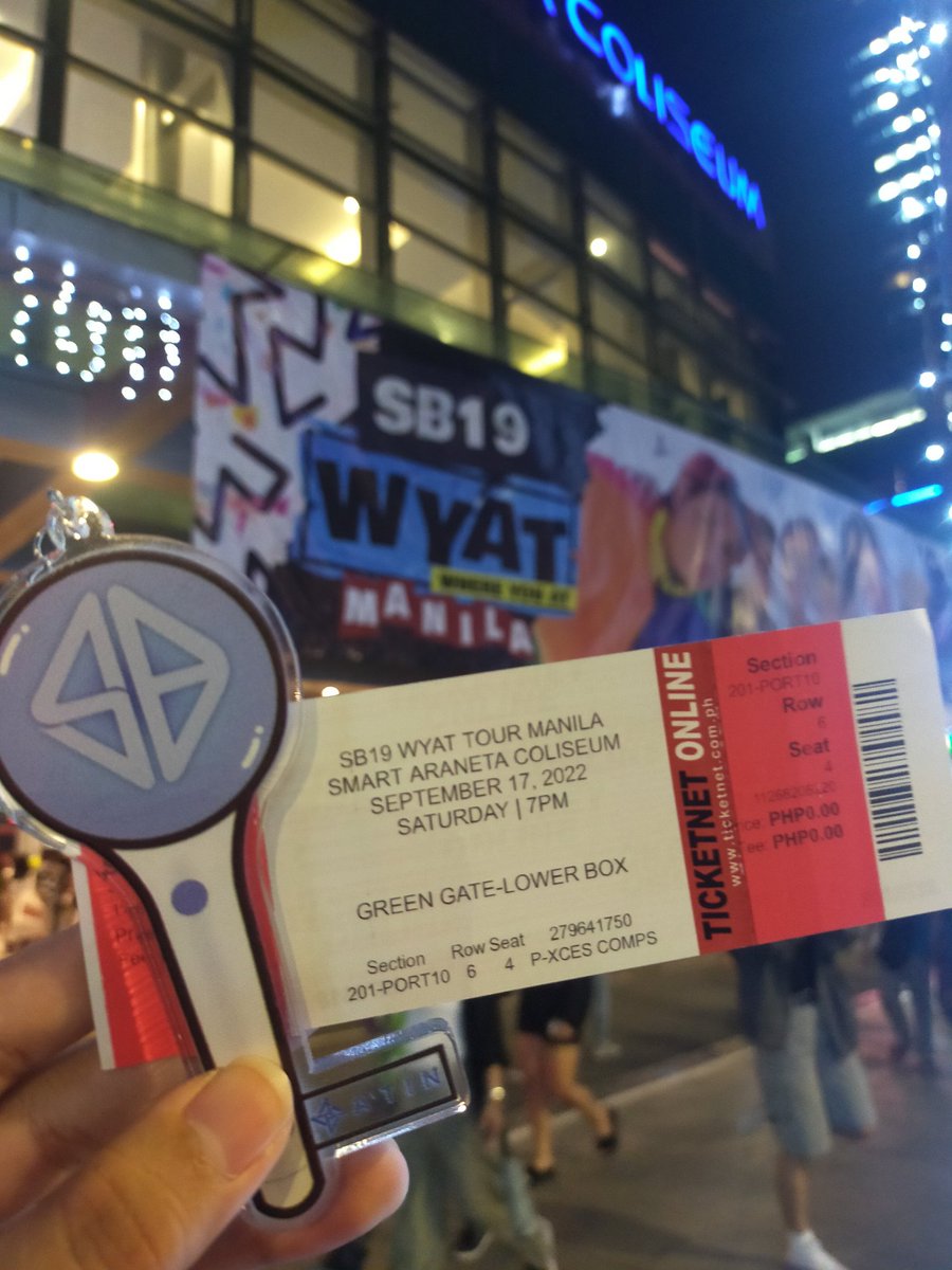MementoNabi's tweet photo. 20220917 SB19 WYAT Tour in Manila
📍SMART Araneta Coliseum

#SB19 #WYAT #WYATTour #WhereYouAtSB19 https://t.co/JIf7MrKG91