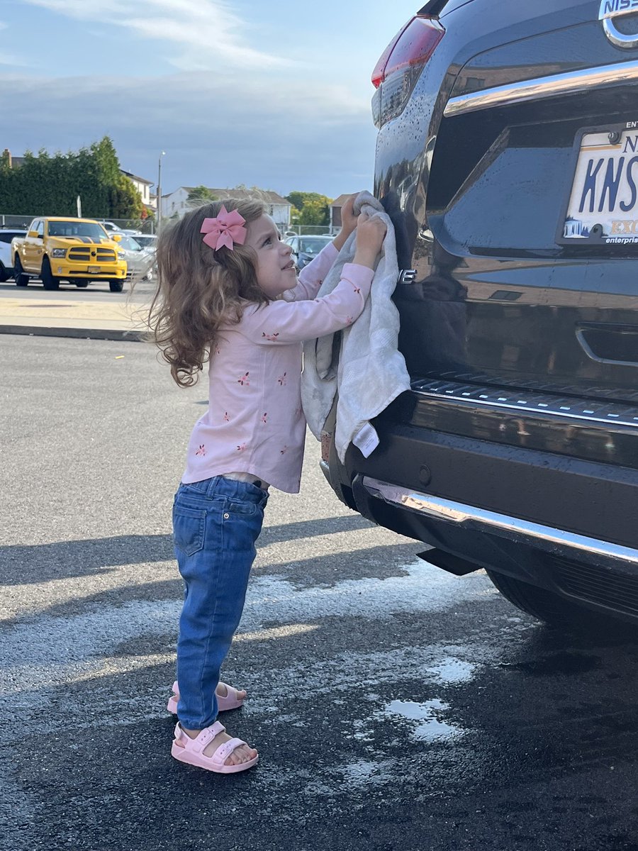 Another successful OMS Car Wash is in the books!! <a href="/OSchoolsPR/">Oceanside School District #OSD_NY</a>