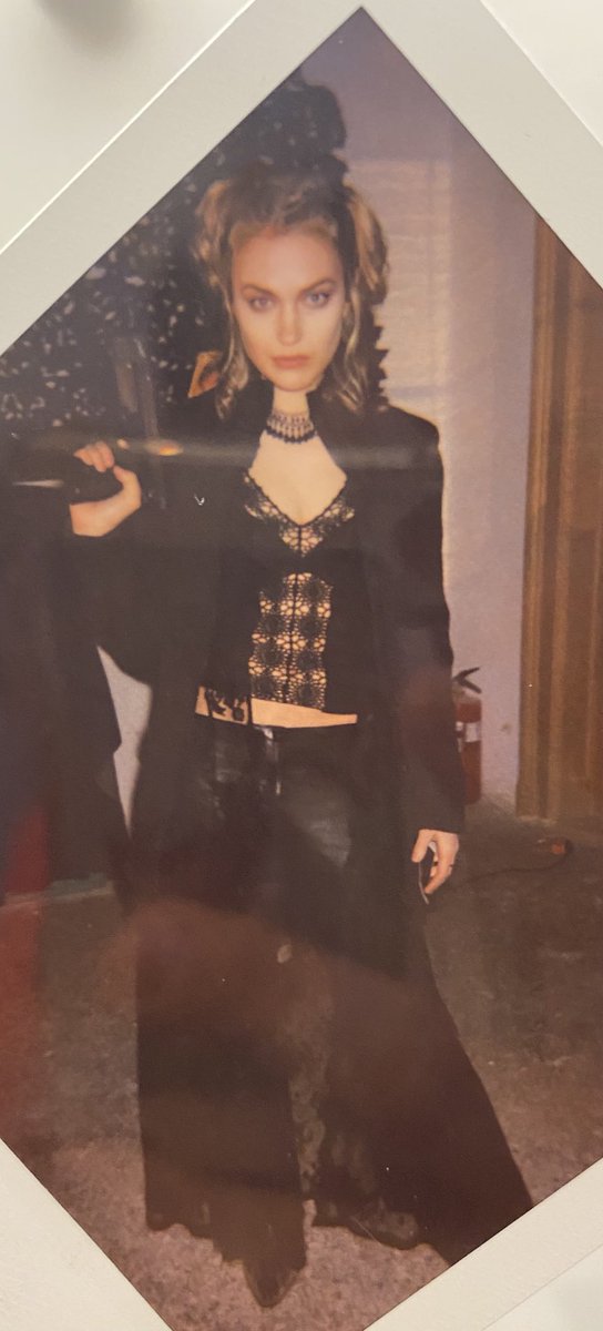 Sophia Myles tweet media