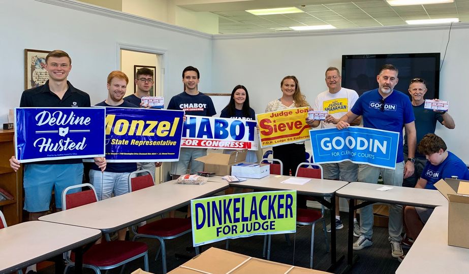 HamCoGOP's tweet photo. Some #HAMCOGOP KNOCKS TWO candidates & volunteers canvassing throughout the County today. You can join this effort at any time & canvass door2door in your or nearby precincts at your own convenience throughout the week. #OHVictory https://t.co/F1pFHexdq3 #REELECTJUDGEJONSIEVE πΊπΈ https://t.co/Ww2pd6KLZR