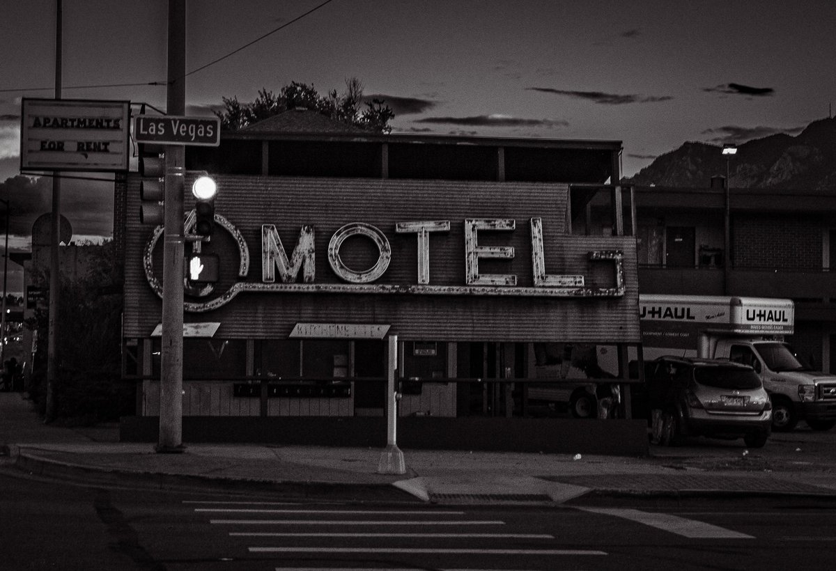 adrianpomilio's tweet photo. “Double Down and Out”
#Monochrome #photography #blackandwhite #gambler #gamblerslife #leica #zeiss #28mm #street #streetphotography #urban #city #vegas #colorado #ColoradoSprings # https://t.co/NExTOsKjBV