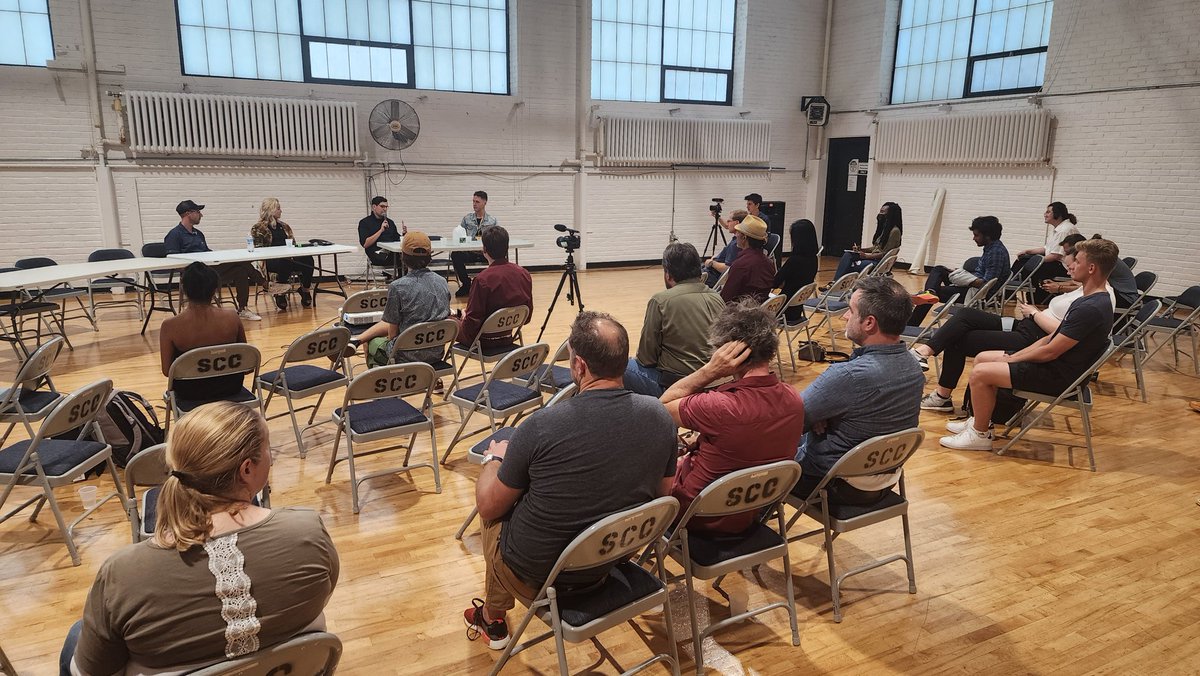 MNblockchain's tweet image. Today&apos;s panels for @tcstartupweek are wrapping up with a discussion called &quot;Design for the Metaverse&quot;. 

ft. @kingwillxm Nikhil Vimal @virtual_amir and @TheDegenesse 

#Metaverse #TCSW2022