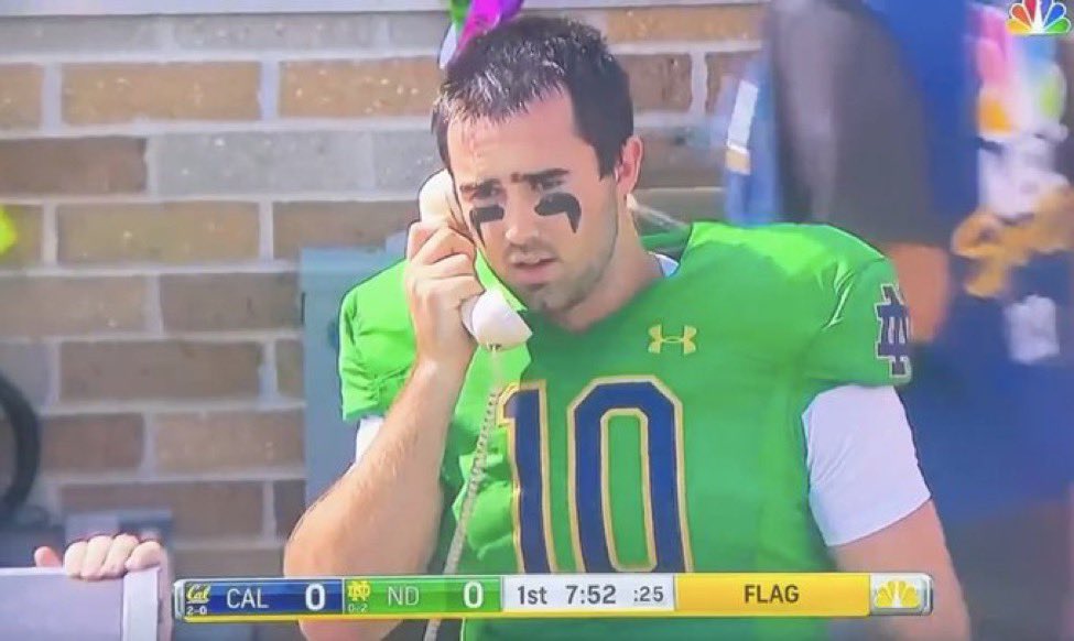 fink305's tweet photo. Notre Dame fans, u think he’s calling joe montana to come back #CALvsND https://t.co/s2aov6A9wE