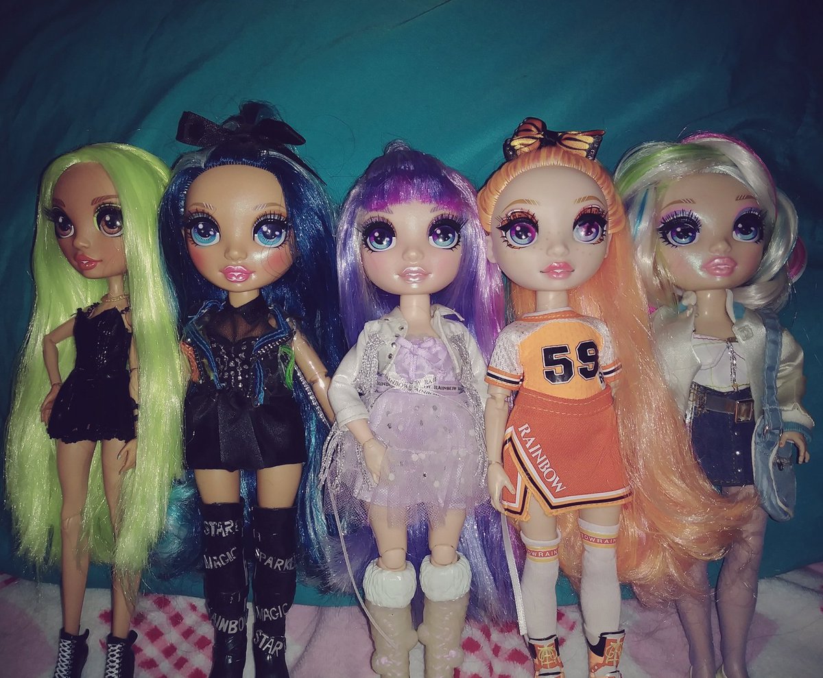 Miichel701's tweet photo. #rainbowhigh #mga #mgae #dolls #collectibles #collection #collector #kidcore #kidwave #toys #toycore #toywave #amaya #figures #aesthetic https://t.co/jKYC7liDGf