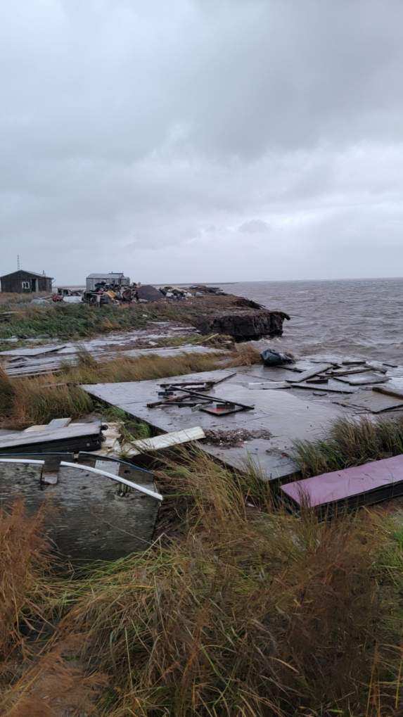 MelissaDFrey's tweet photo. Update from Newtok:
Patrick LeMay tells me the entire community is inundated with water. They are cut off from the airport. They estimated 100 feet of shoreline was lost. 12 homes are flooded. A 5,000 gallon fuel tank washed away. About 35 people do not have a home to go back to. https://t.co/86KyLo3YfR