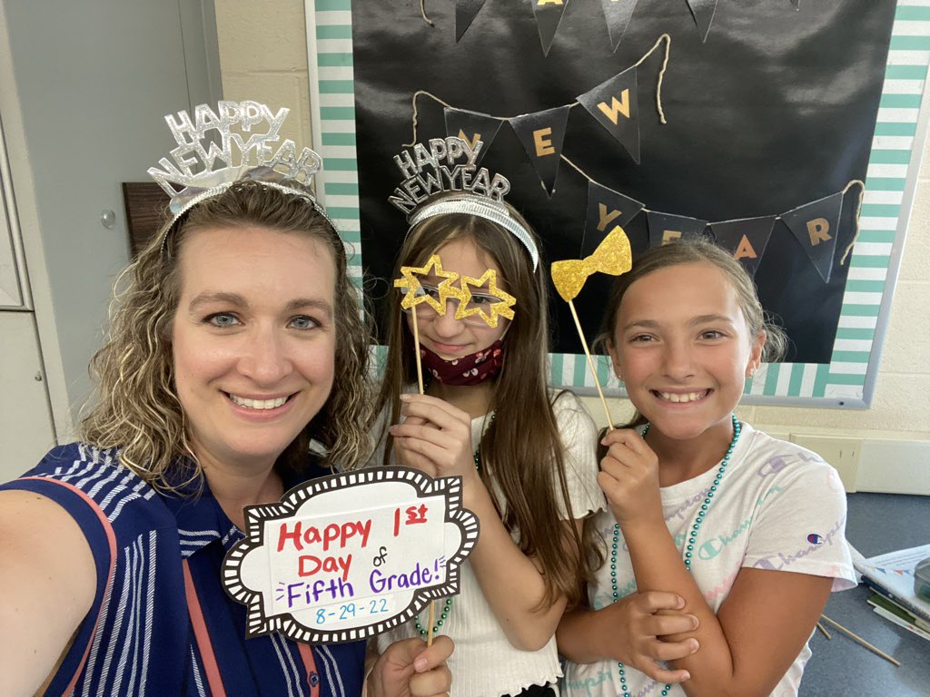 mrshummerin5th tweet media