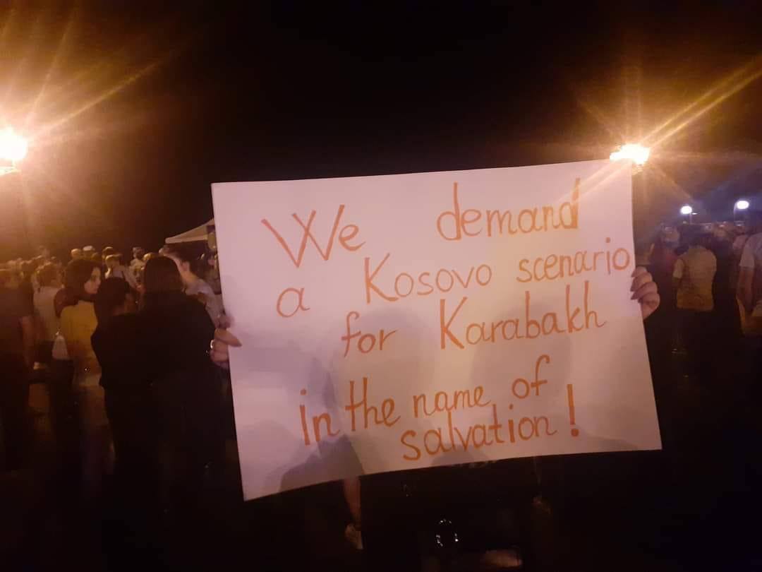 «МЫ ТРЕБУЕМ КОСОВСКОГО СЦЕНАРИЯ ДЛЯ АРЦАХА» 

да будет так 🙏🏼🇦🇲🕊️
#StopAzerbaijaniAggression 
#AzerbaijaniAggression2022 
#AzerbaijanAttacksArmenia 
#Azerbaijanisterroriststate 
#stopwar #StopAliyev #armeniaunderattack #STOPTERRORISM #ARMENIAWANTSPEACE