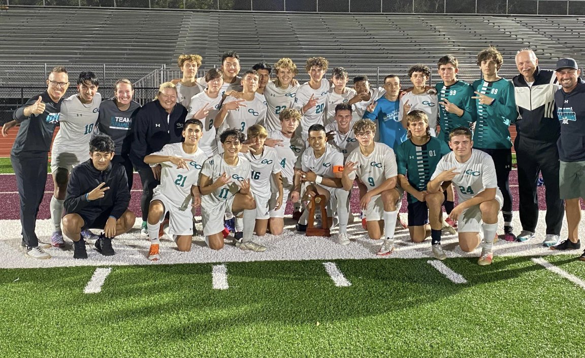 Naples Golfers, please come out to support the GCH Boys Soccer teams! Saturday, October 8 at Vanderbilt Golf &amp; Country Club. Feel free to share this link with your friends! ⛳️
facebook.com/events/s/gchs-…