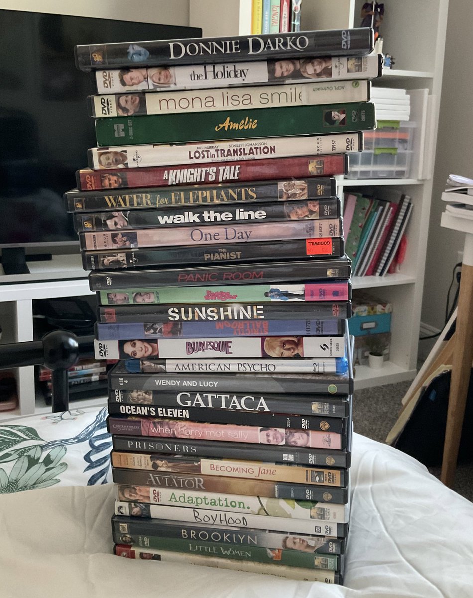 robbiesanya's tweet photo. this is what happens when you give me money https://t.co/r0Mr6Thtoj