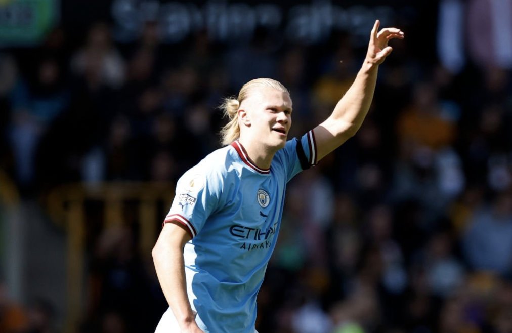 Haaland__stats's tweet photo. 🚨 𝗣𝗘𝗥𝗦𝗢𝗡𝗔𝗟 𝗥𝗘𝗖𝗢𝗥𝗗! 

Haaland has now scored in 7⃣ consecutive club games (12 goals), equalling his personal best from Oct-Nov 2020 with Dortmund (12 goals) and Aug-Sep 2019 with Salzburg (14 goals). https://t.co/JfIGsfwh0A