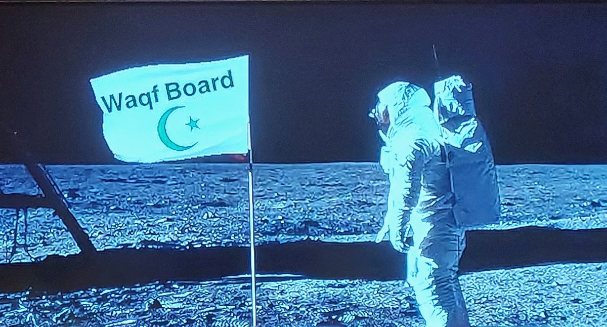 ScorpionHere's tweet photo. चंद्रमा भी वक्फ बोर्ड की संपत्ति है। #WaqfLoot #WaqfLandGrab #WaqfLandSecretNote #WaqfAct https://t.co/909rGU5kIR
